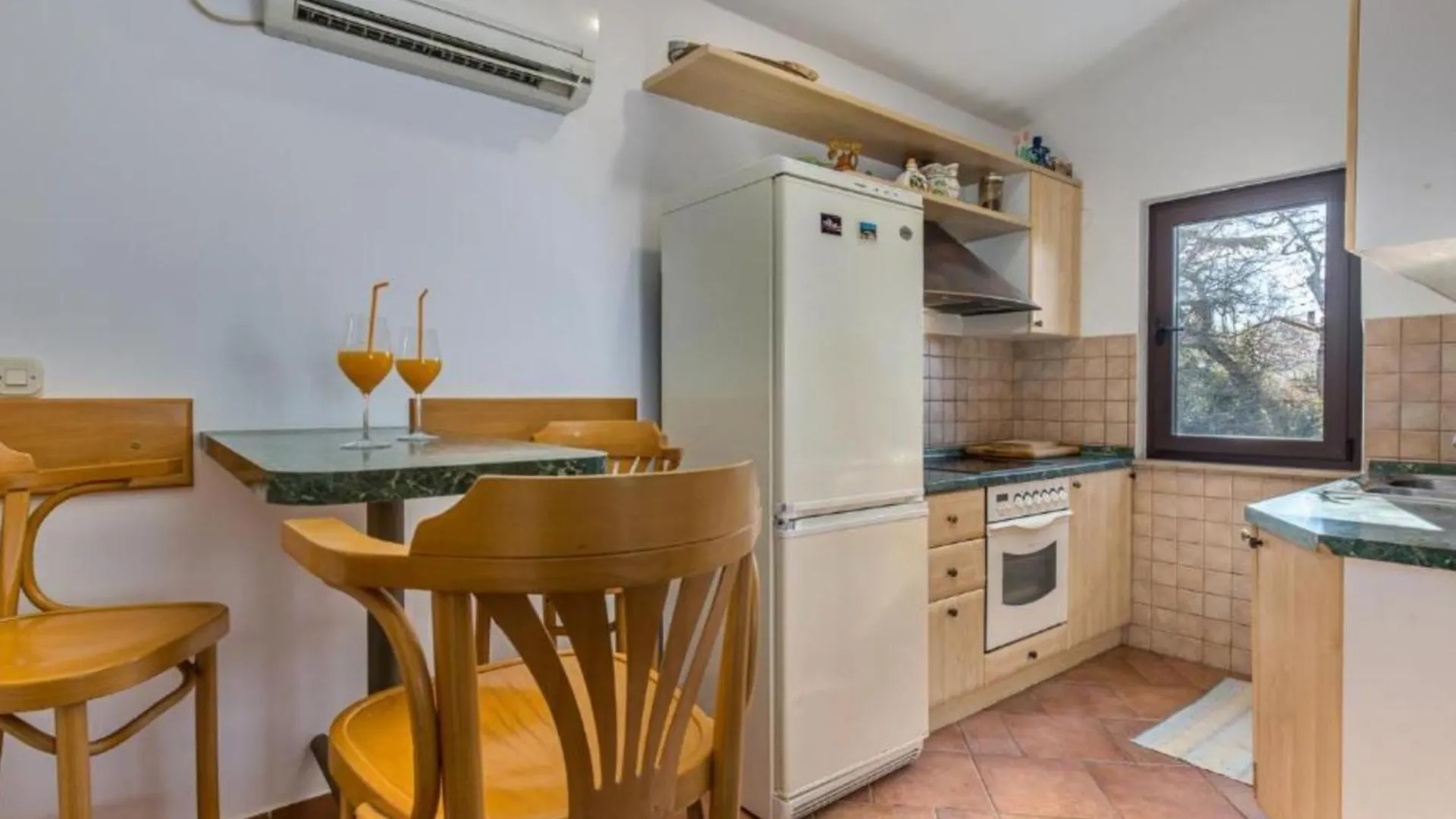 Apartments Villa Mirna Njivice