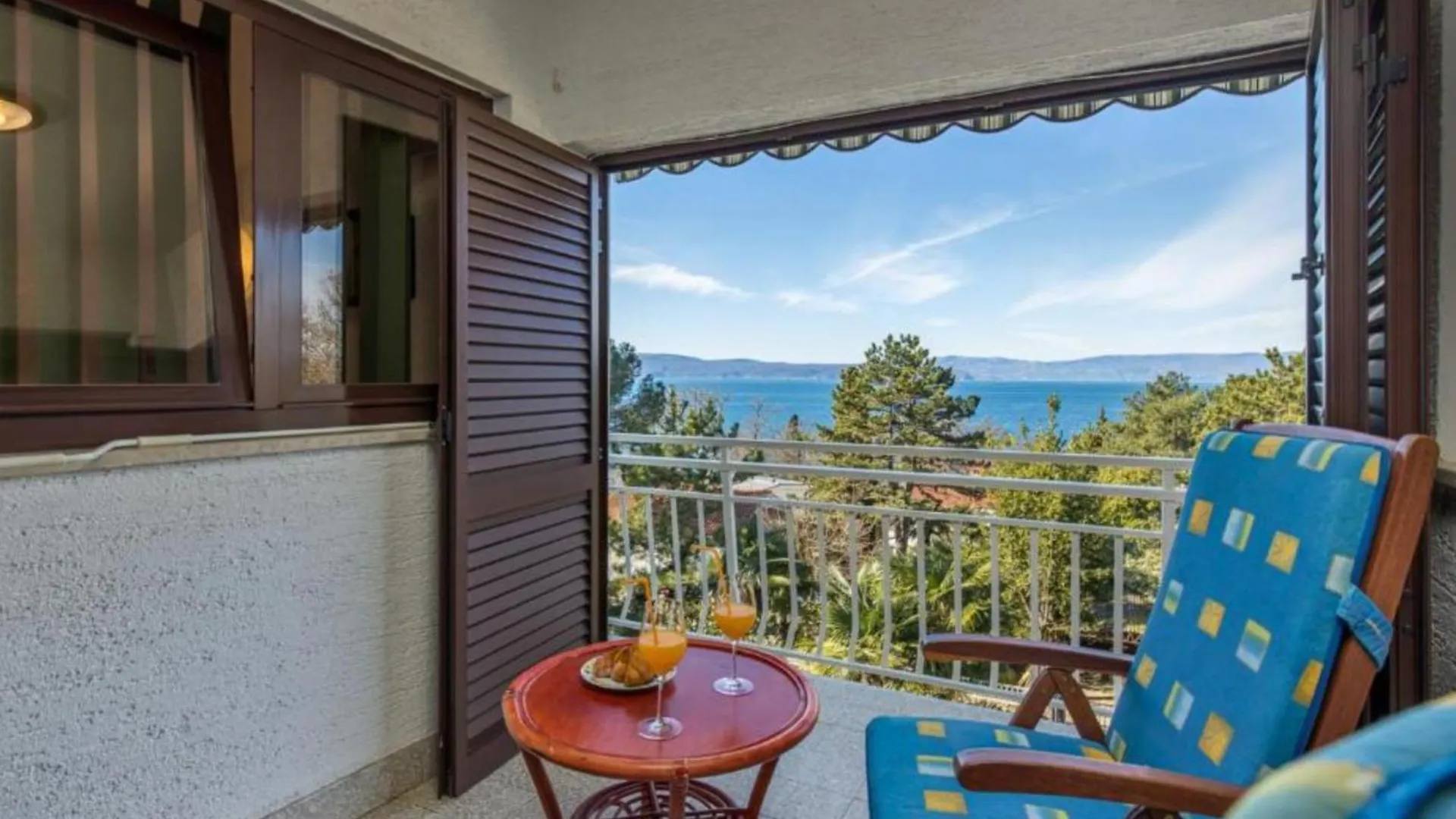 Apartments Villa Mirna Njivice